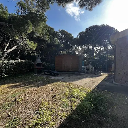 - Esclusiva A Un Soffio Dal Mare Villa Valledoria (Sardinia)